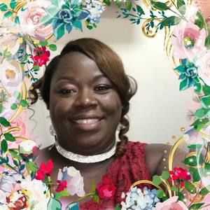 Meet your Posher, Latoya